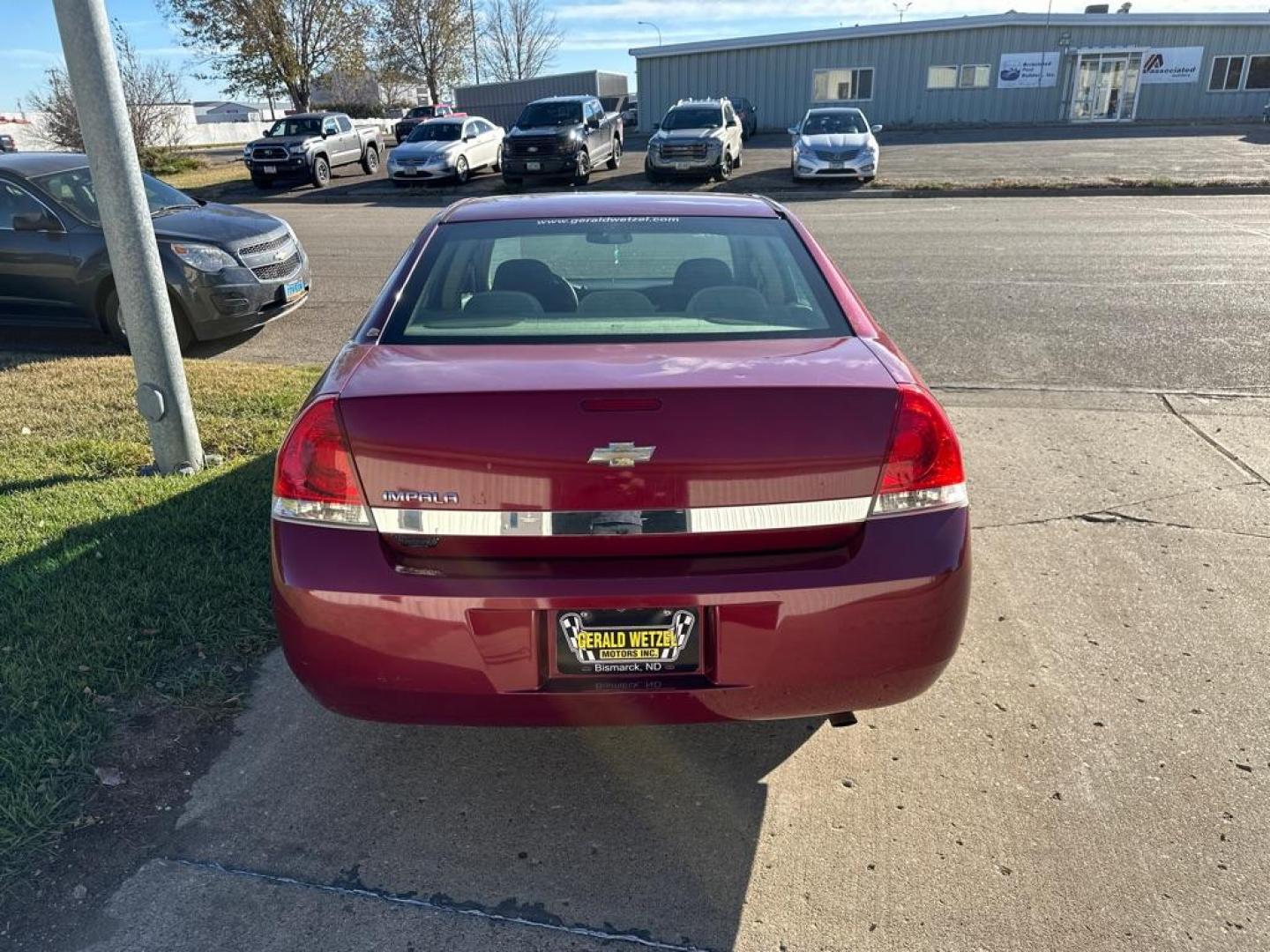 2006 BURGUN CHEVROLET IMPALA LT (2G1WT58K469) with an 3.5L engine, Automatic transmission, located at 1030 S. 22nd St., Bismarck, ND, 58504, (701) 258-0022, 46.793560, -100.758118 - Photo#3