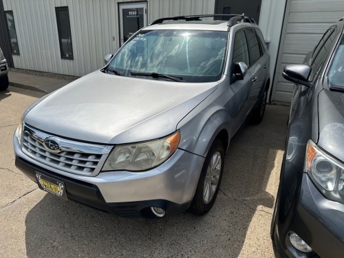 2013 SUBARU FORESTER AWD