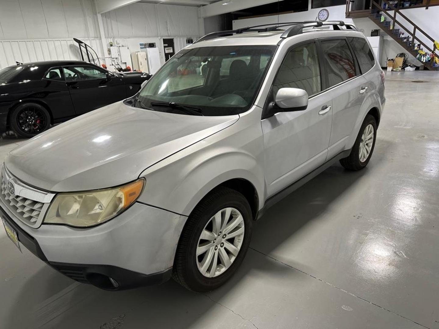 2013 SILVER SUBARU FORESTER 2.5X PREMIUM (JF2SHADC8DH) with an 2.5L engine, Automatic transmission, located at 1030 S. 22nd St., Bismarck, ND, 58504, (701) 258-0022, 46.793560, -100.758118 - NEW TRANS WITH 36 MONTHH WARRANTY. NEW TIRES AND BRAKES - Photo#0