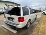 2006 PEARL LINCOLN NAVIGATOR ULTIMATE (5LMFU28576L) with an 5.4L engine, Automatic transmission, located at 1030 S. 22nd St., Bismarck, ND, 58504, (701) 258-0022, 46.793560, -100.758118 - NEW REBUILT ENGINE 5.4 LITER - Photo#5