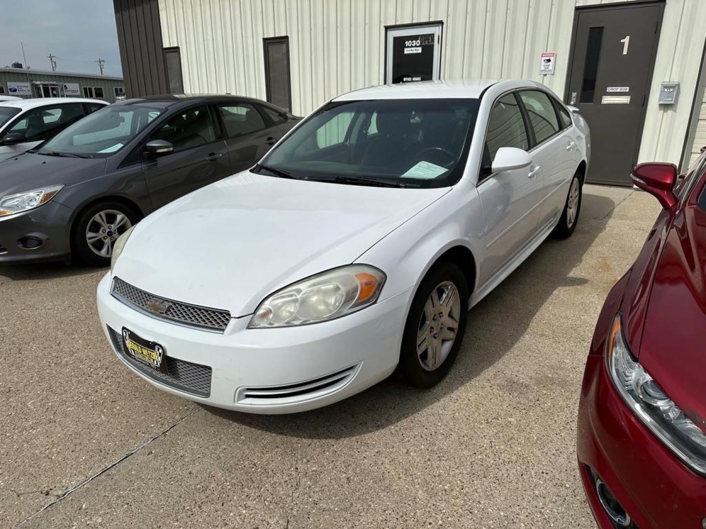 2012 WHITE CHEVROLET IMPALA LT (2G1WG5E33C1) with an 3.6L engine, Automatic transmission, located at 1030 S. 22nd St., Bismarck, ND, 58504, (701) 258-0022, 46.793560, -100.758118 - Photo#0