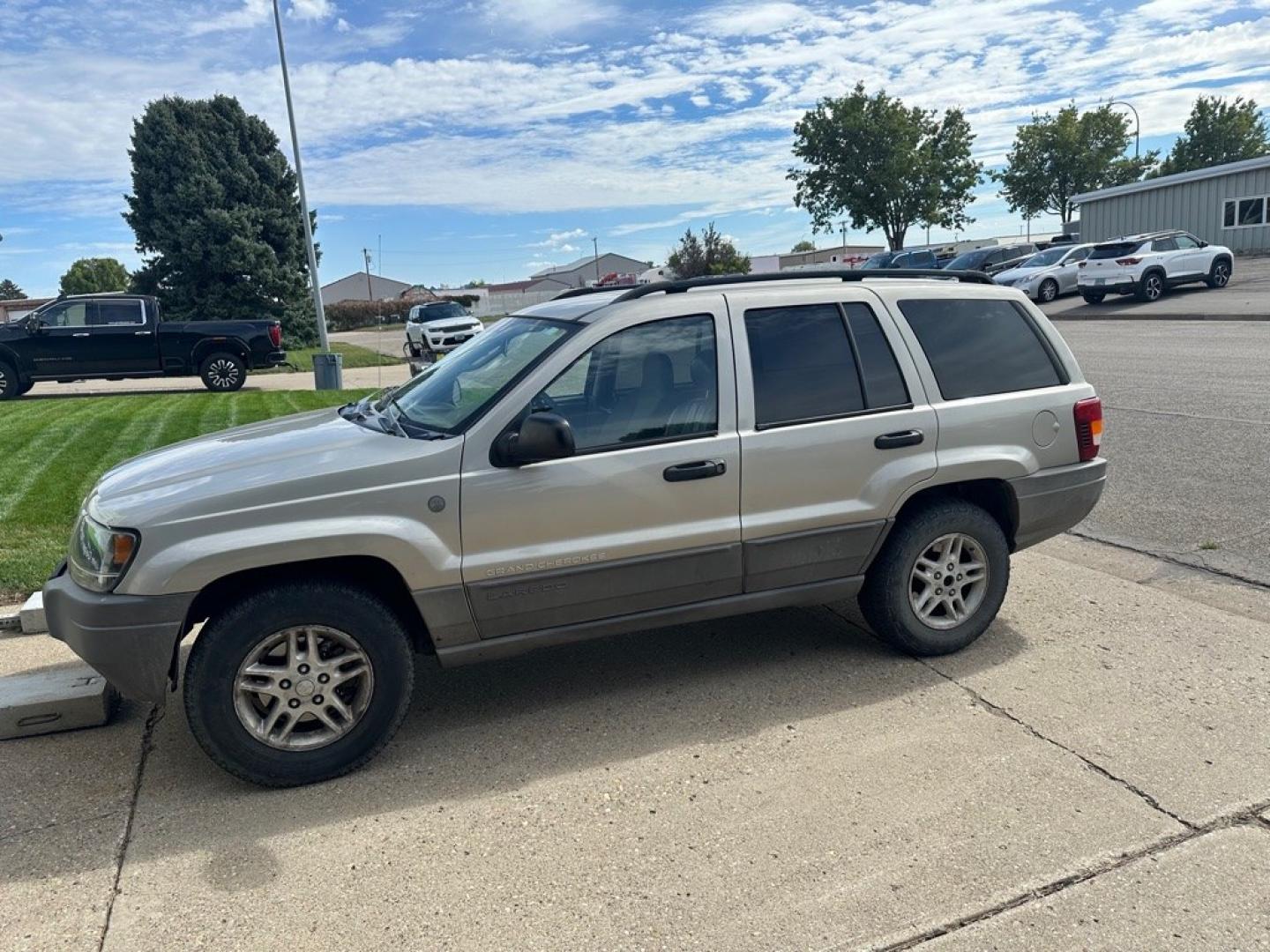 2004 Jeep Grand Cherokee Laredo