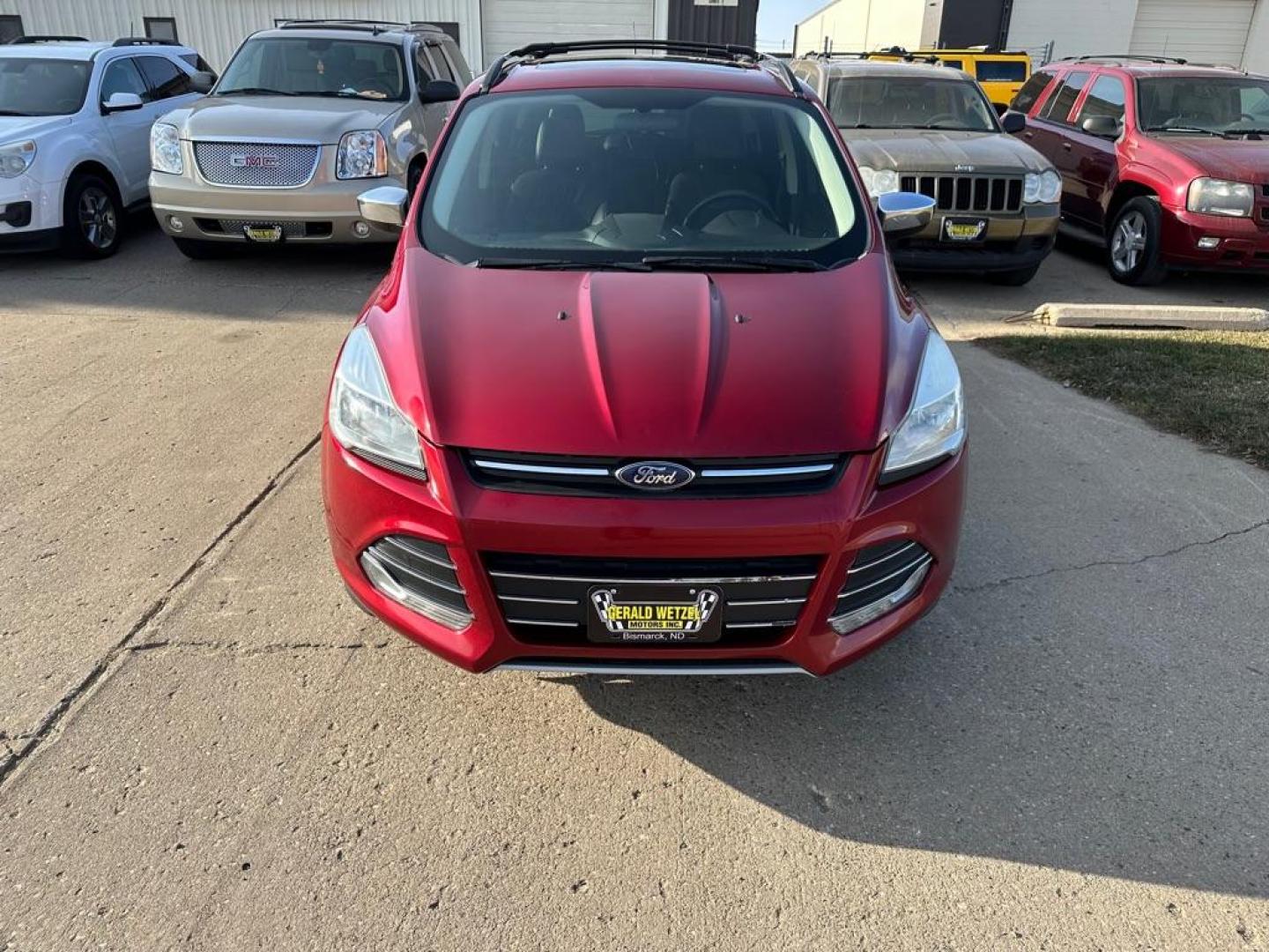 2014 RED FORD ESCAPE SE (1FMCU9G92EU) with an 2.0L engine, Automatic transmission, located at 1030 S. 22nd St., Bismarck, ND, 58504, (701) 258-0022, 46.793560, -100.758118 - Photo#2