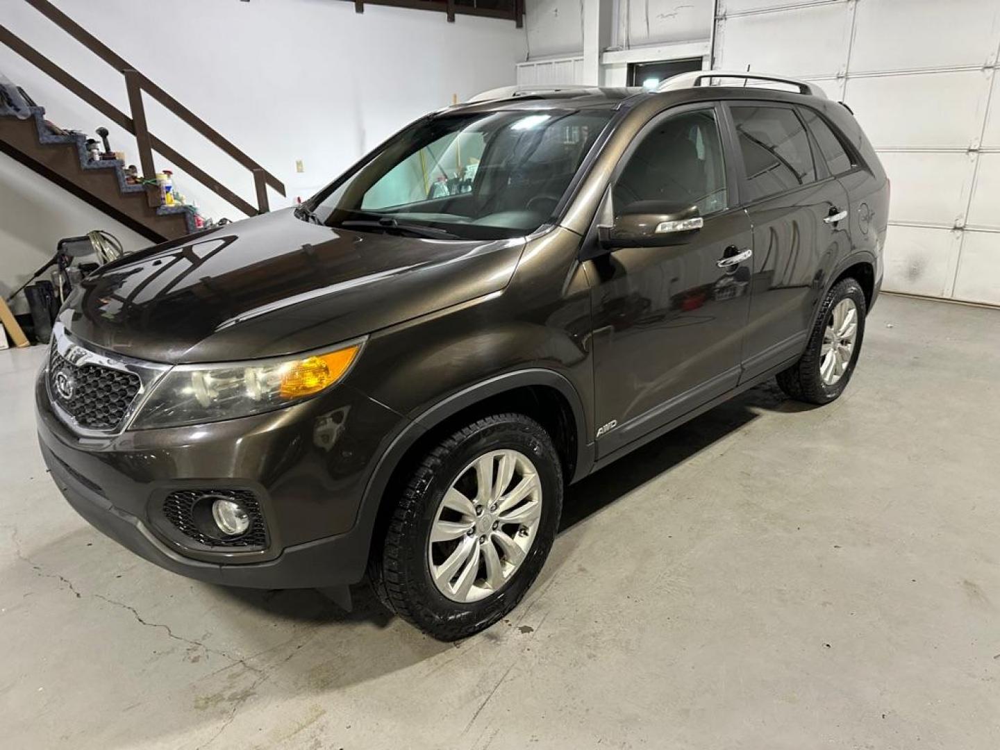 2011 BLACK KIA SORENTO EX (5XYKUDA29BG) with an 3.5L engine, Automatic transmission, located at 1030 S. 22nd St., Bismarck, ND, 58504, (701) 258-0022, 46.793560, -100.758118 - Nice CLean Unit AWD - Photo#0