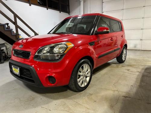 2013 KIA SOUL 4DR