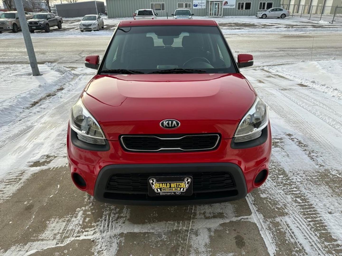 2013 RED KIA SOUL + (KNDJT2A63D7) with an 2.0L engine, Automatic transmission, located at 1030 S. 22nd St., Bismarck, ND, 58504, (701) 258-0022, 46.793560, -100.758118 - Photo#3