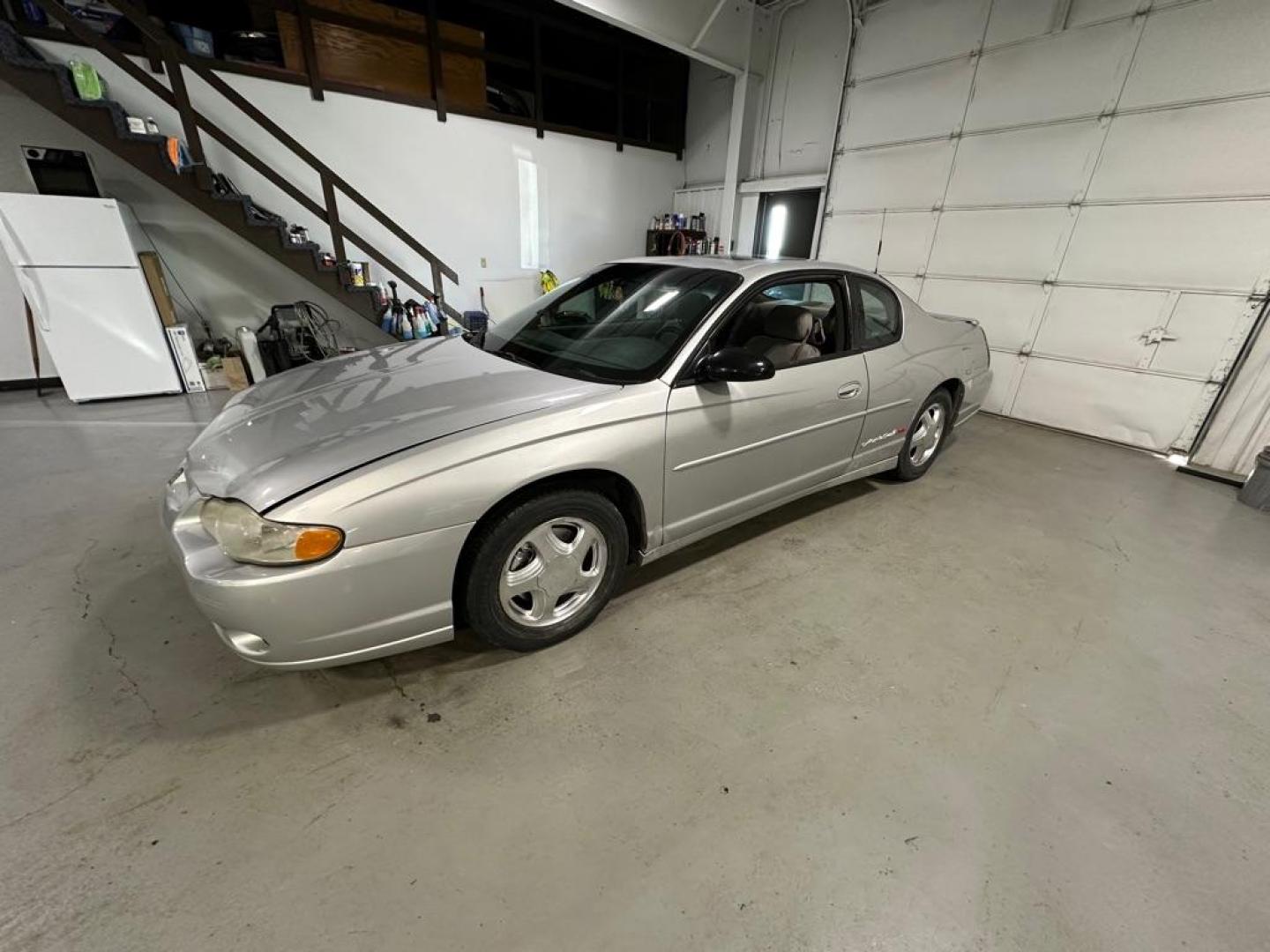 2001 SILVER CHEVROLET MONTE CARLO SS SS (2G1WX15K619) with an 3.8L engine, Automatic transmission, located at 1030 S. 22nd St., Bismarck, ND, 58504, (701) 258-0022, 46.793560, -100.758118 - 3.8 liter Super Sport - Photo#0