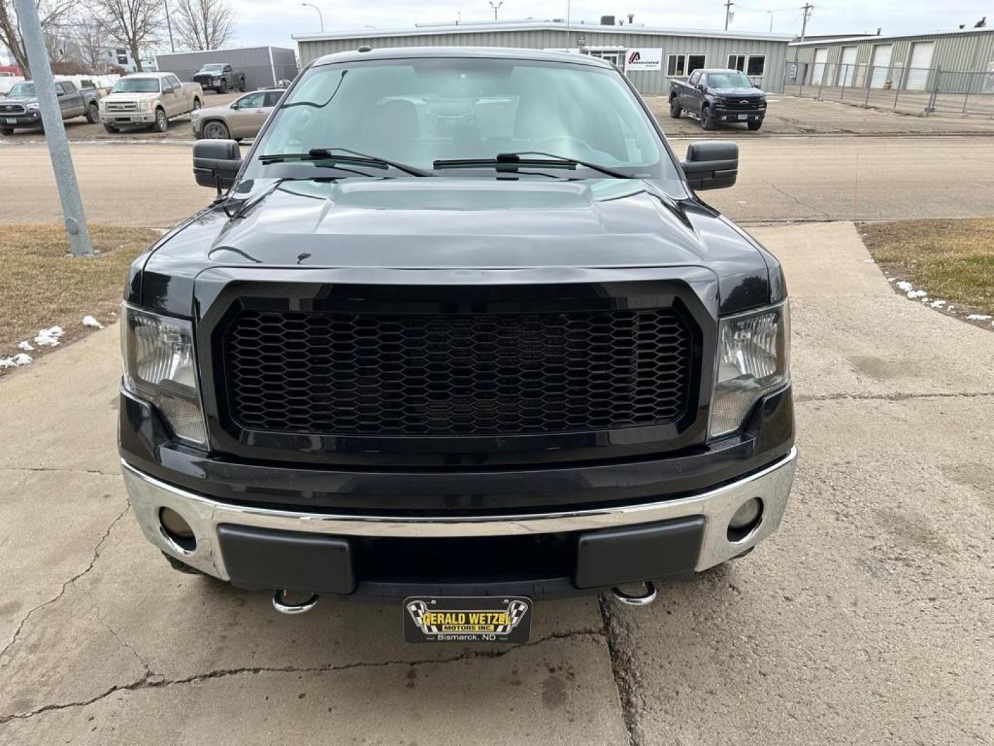 2013 BLACK FORD F150 SUPERCREW (1FTFW1EF9DF) with an 5.0L engine, Automatic transmission, located at 1030 S. 22nd St., Bismarck, ND, 58504, (701) 258-0022, 46.793560, -100.758118 - Photo#4