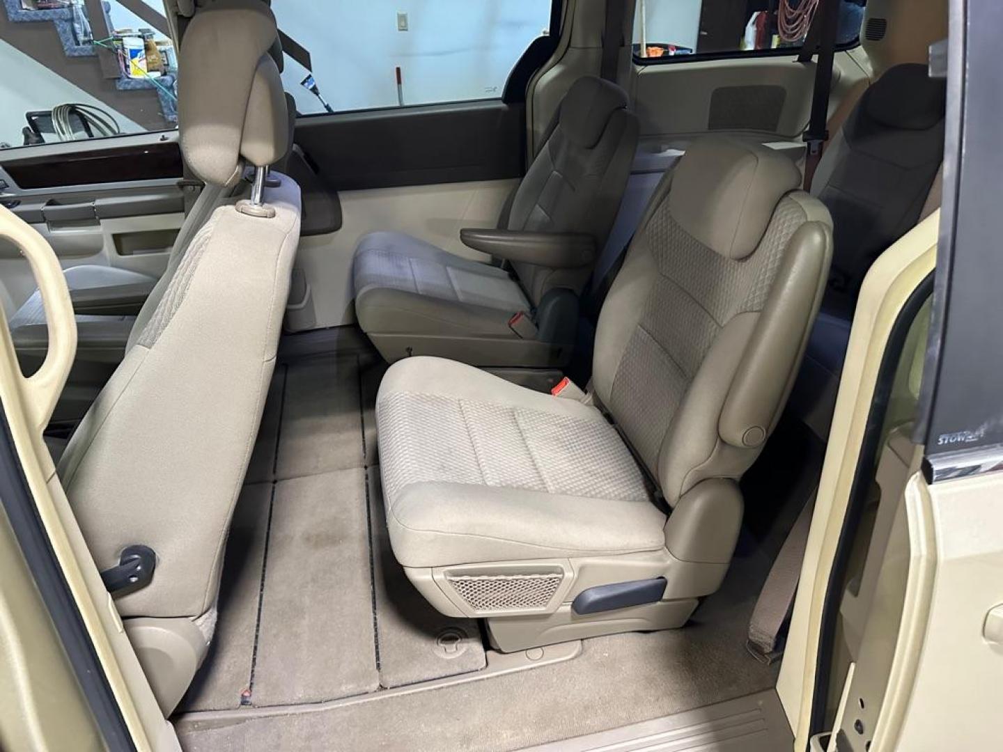 2010 GOLD CHRYSLER TOWN and COUNTRY TOURING (2A4RR5DX2AR) with an 4.0L engine, Automatic transmission, located at 1030 S. 22nd St., Bismarck, ND, 58504, (701) 258-0022, 46.793560, -100.758118 - PRIOR DAMGE STAMPED ON TITLE - Photo#6