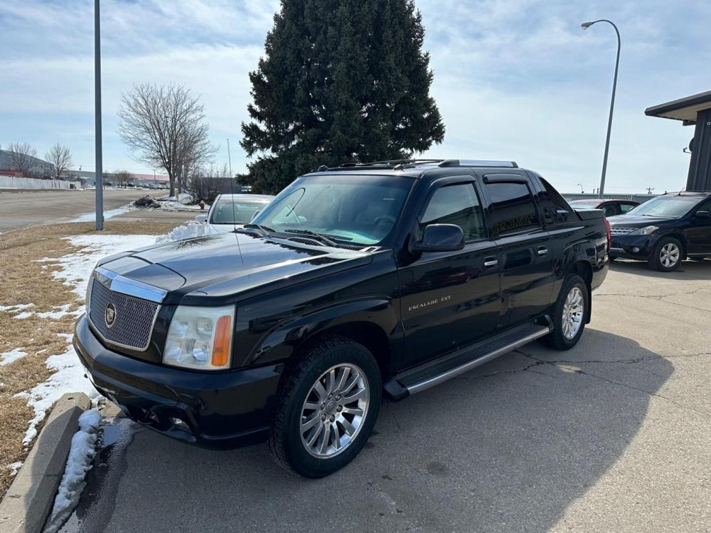 2005 BLACK CADILLAC ESCALADE EXT (3GYEK62N45G) with an 6.0L engine, Automatic transmission, located at 1030 S. 22nd St., Bismarck, ND, 58504, (701) 258-0022, 46.793560, -100.758118 - Photo#0