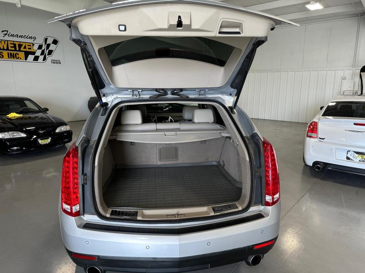 2010 SILVER CADILLAC SRX LUXURY COLLECTION (3GYFNDEY5AS) with an 3.0L engine, Automatic transmission, located at 1030 S. 22nd St., Bismarck, ND, 58504, (701) 258-0022, 46.793560, -100.758118 - Photo#4