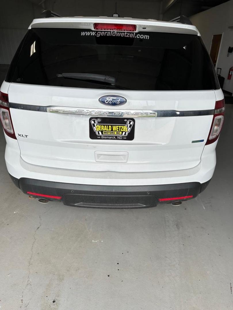 2014 WHITE FORD EXPLORER XLT (1FM5K8D82EG) with an 3.5L engine, Automatic transmission, located at 1030 S. 22nd St., Bismarck, ND, 58504, (701) 258-0022, 46.793560, -100.758118 - Photo#2