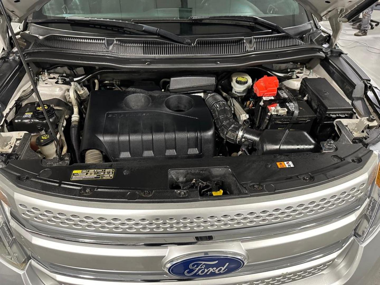 2012 FORD EXPLORER XLT (1FMHK7D9XCG) with an 2.0L engine, Automatic transmission, located at 1030 S. 22nd St., Bismarck, ND, 58504, (701) 258-0022, 46.793560, -100.758118 - Photo#3