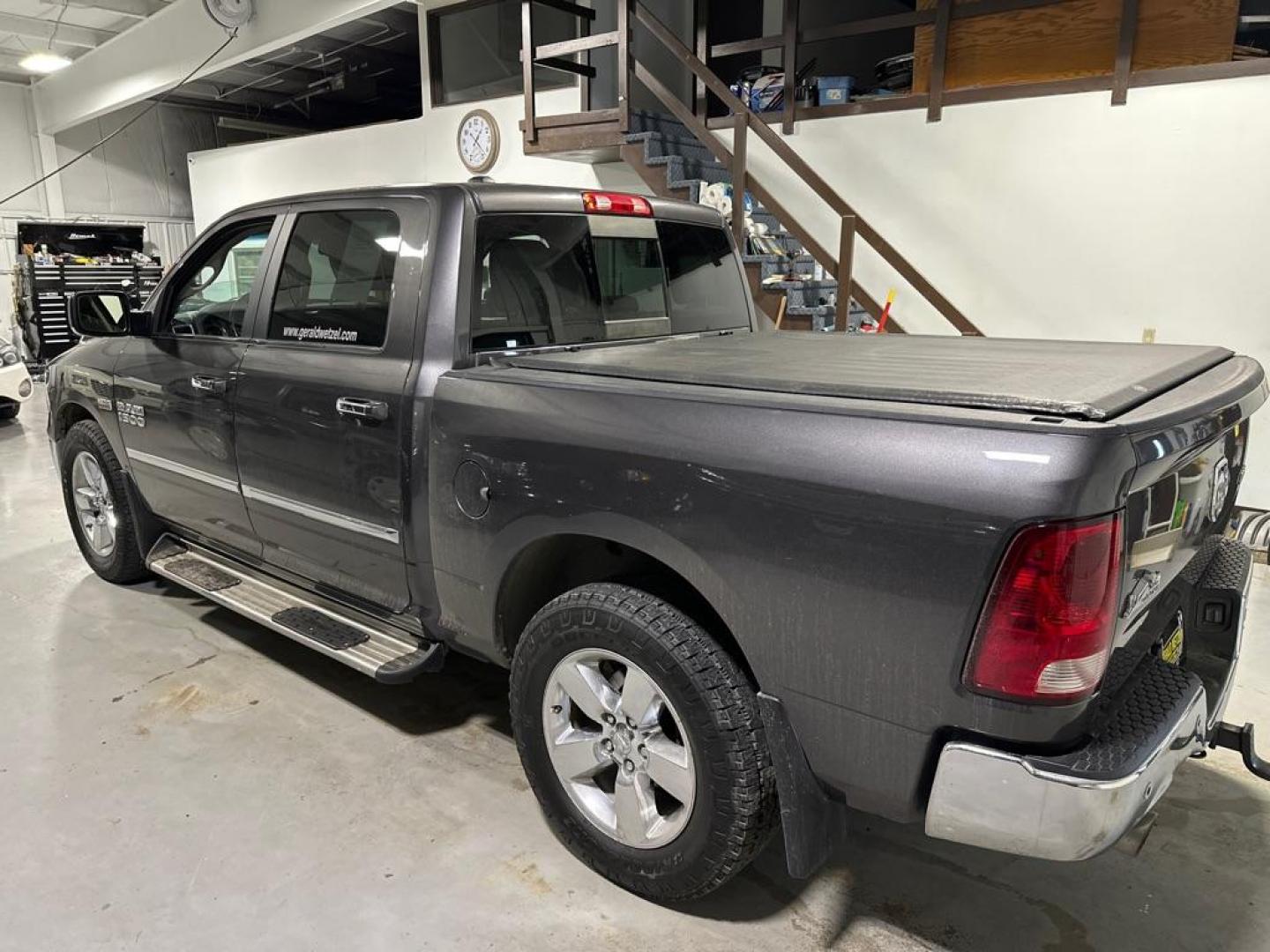 2014 GREY RAM 1500 SLT (1C6RR7LT8ES) with an 5.7L engine, Automatic transmission, located at 1030 S. 22nd St., Bismarck, ND, 58504, (701) 258-0022, 46.793560, -100.758118 - 5.7 liter - Photo#4