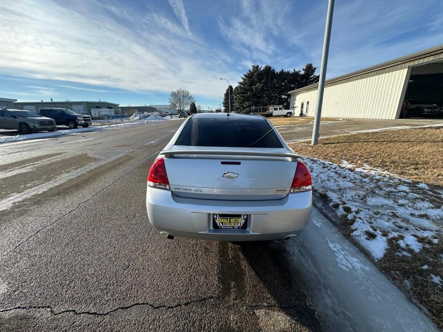 2012 SILVER CHEVROLET IMPALA LTZ (2G1WC5E34C1) with an 3.6L engine, Automatic transmission, located at 1030 S. 22nd St., Bismarck, ND, 58504, (701) 258-0022, 46.793560, -100.758118 - Photo#2