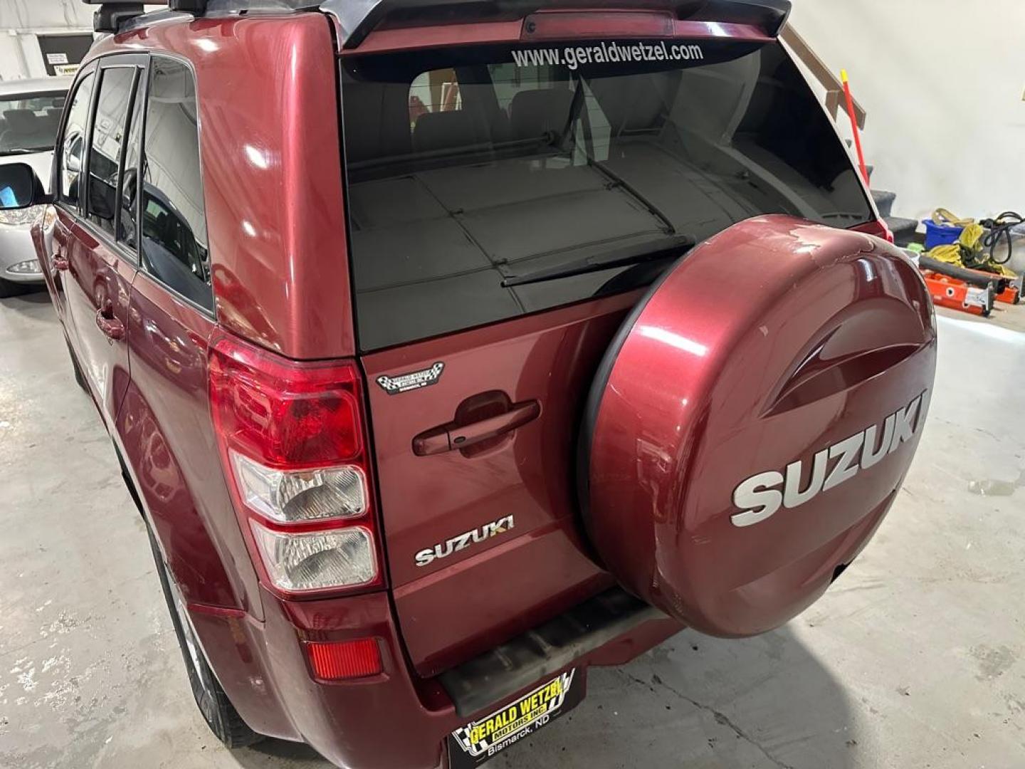 2007 SUZUKI GRAND VITARA XSPORT (JS3TD944674) with an 2.7L engine, Automatic transmission, located at 1030 S. 22nd St., Bismarck, ND, 58504, (701) 258-0022, 46.793560, -100.758118 - Photo#2