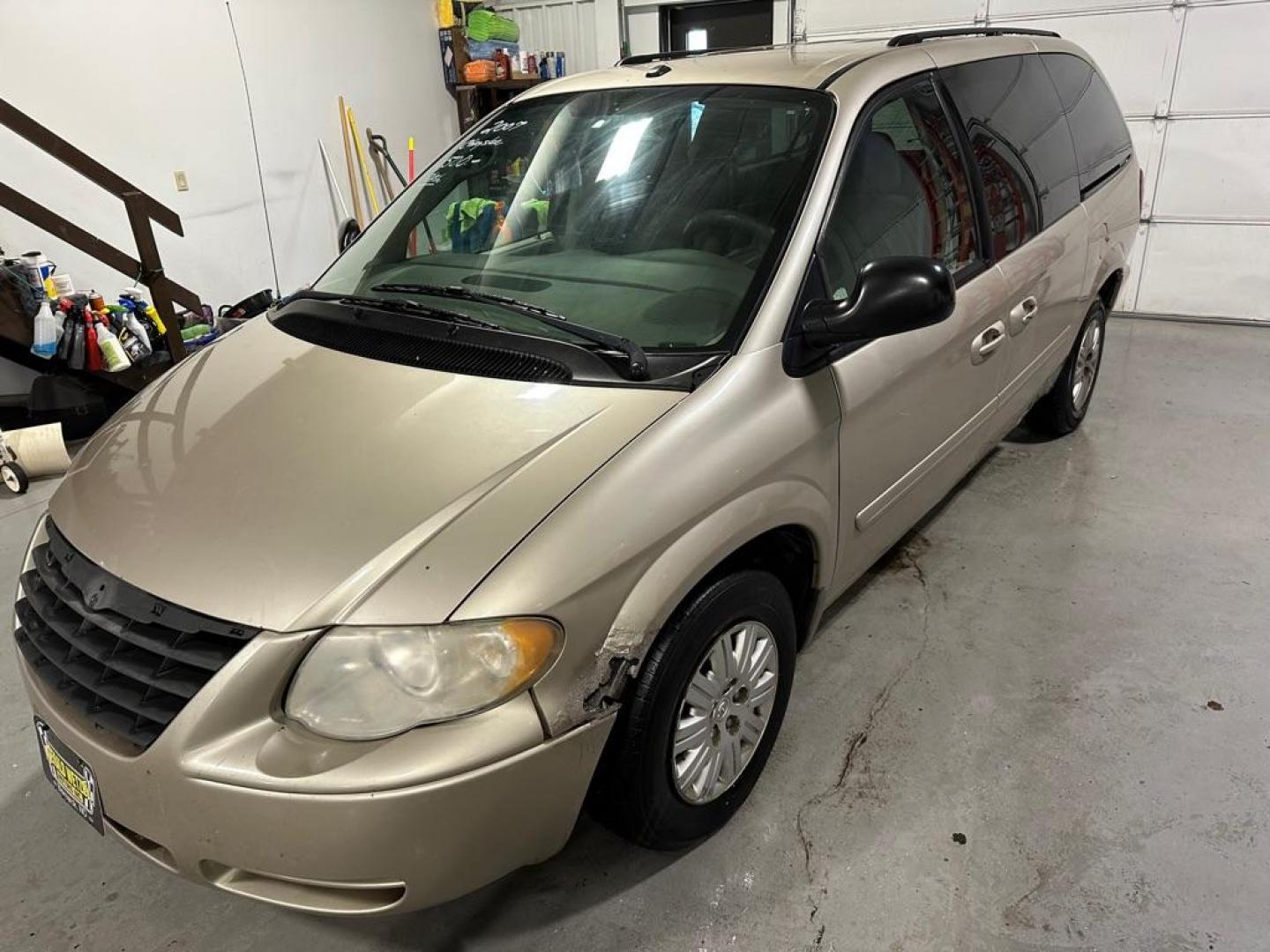 2007 CHRYSLER TOWN and COUNTRY LX (2A4GP44R67R) with an 3.3L engine, Automatic transmission, located at 1030 S. 22nd St., Bismarck, ND, 58504, (701) 258-0022, 46.793560, -100.758118 - AS-IS - Photo#0