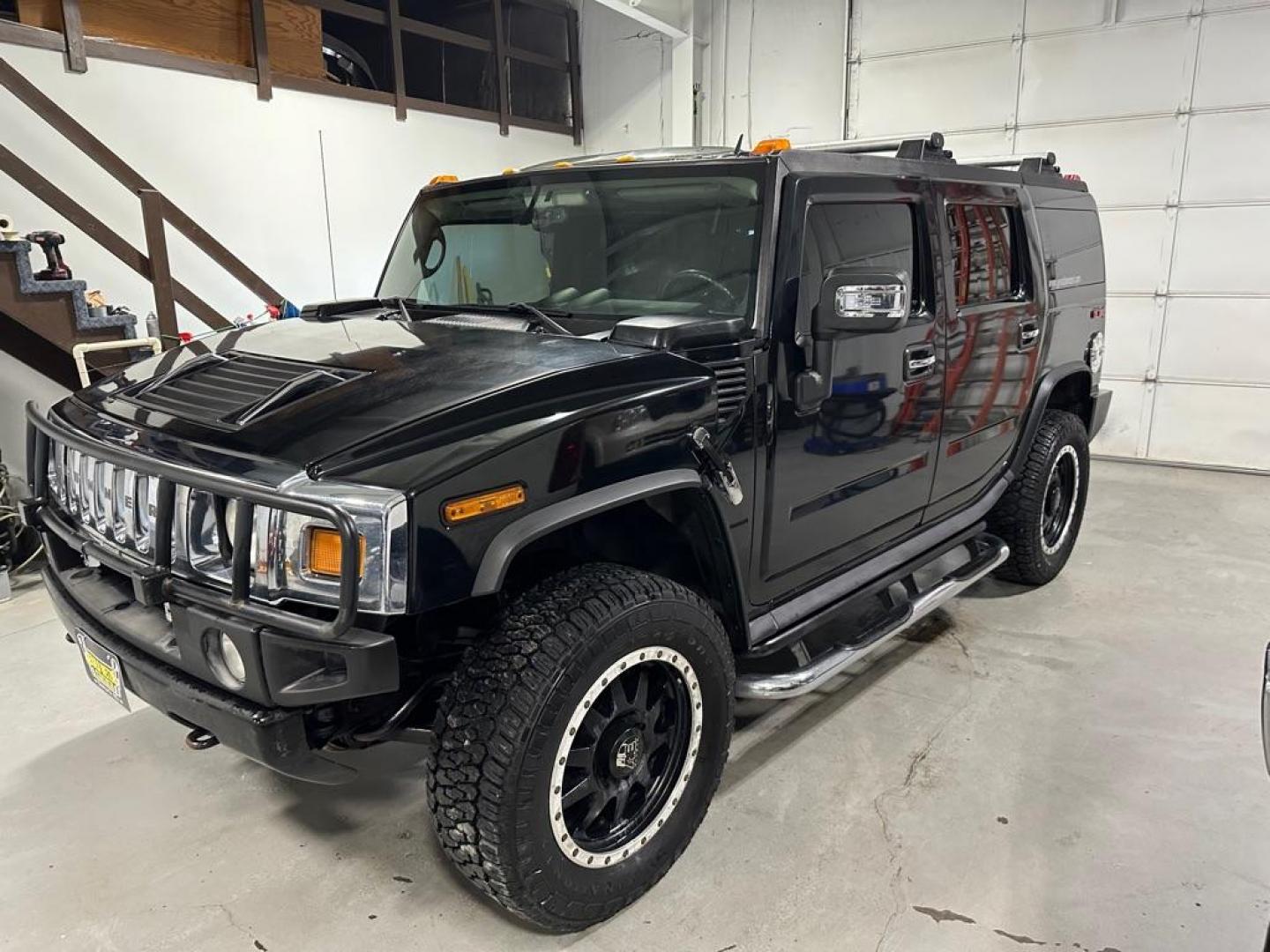 2007 HUMMER H2 (5GRGN23U17H) with an 6.0L engine, Automatic transmission, located at 1030 S. 22nd St., Bismarck, ND, 58504, (701) 258-0022, 46.793560, -100.758118 - OH WOW! IT BEAUTIFUL - Photo#0