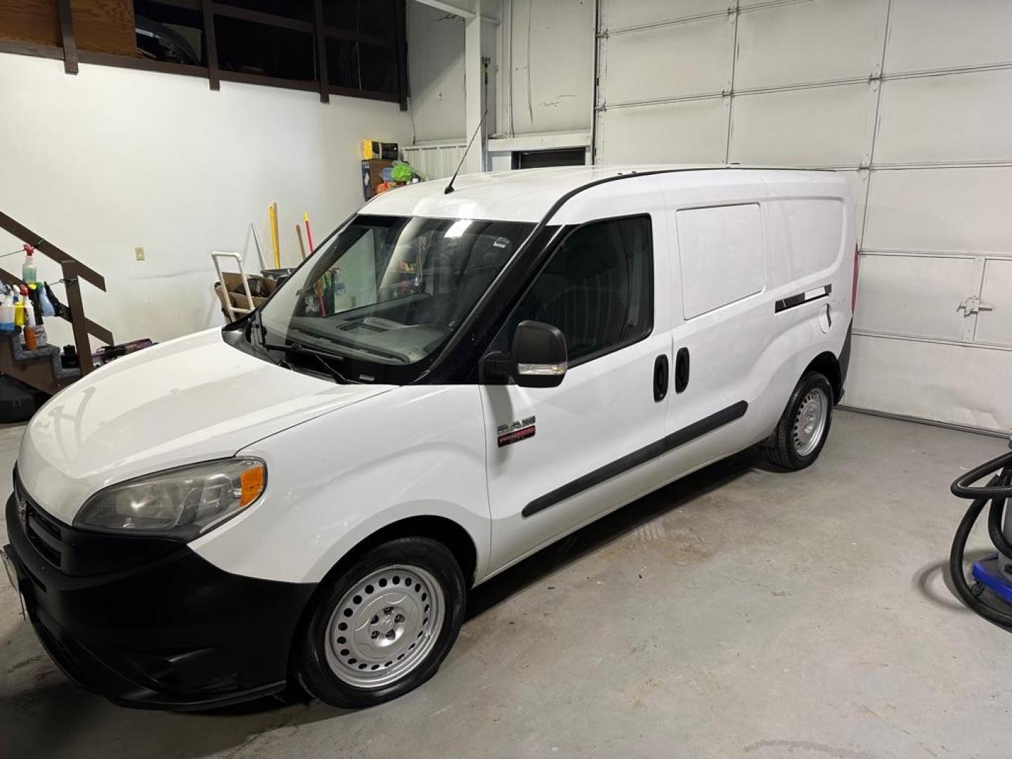 2017 RAM PROMASTER CITY CARGO (ZFBERFAB3H6) with an 2.4L engine, Automatic transmission, located at 1030 S. 22nd St., Bismarck, ND, 58504, (701) 258-0022, 46.793560, -100.758118 - NICE CLEAN CARGO VAN WITH BULK HEAD DIVIDING CARO AREA. - Photo#0