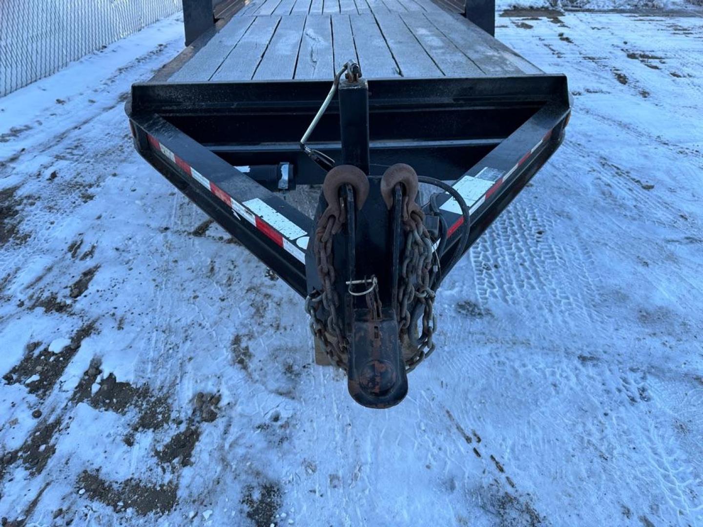 2005 CONTRAIL INTERN BUMPER C1HITCH 7000 LB AXLES (4KNUC18285L) , Automatic transmission, located at 1030 S. 22nd St., Bismarck, ND, 58504, (701) 258-0022, 46.793560, -100.758118 - 18 ' TANDEM 7000 LB AXLES WITH FLIP UP RAMPS, lIKE NEW - Photo#2