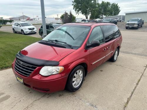 2005 CHRYSLER TOWN and COUNTRY TOURING